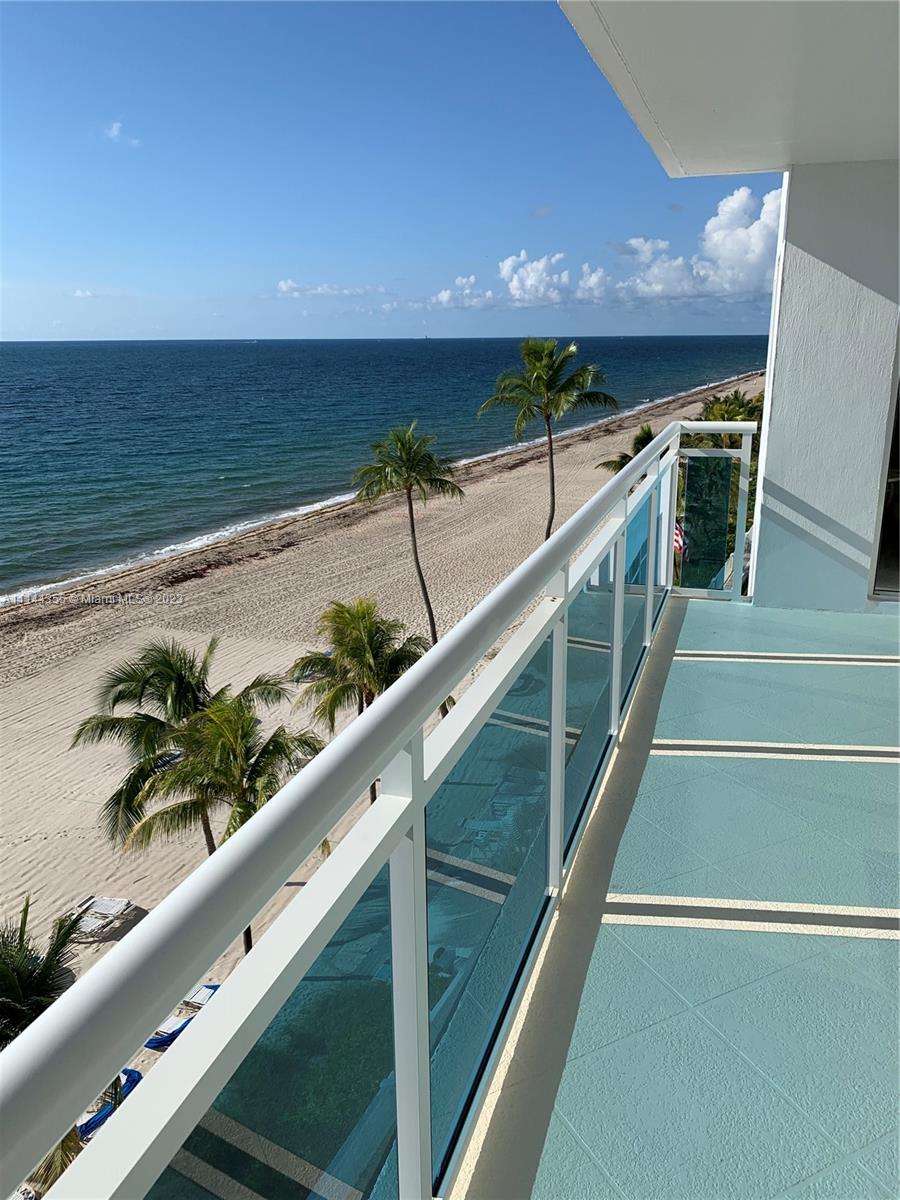 COMMODORE CONDO - Residential