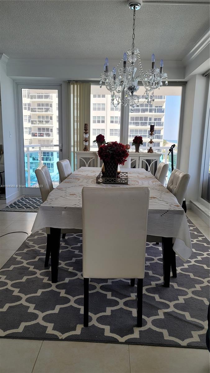 COMMODORE CONDO - Residential