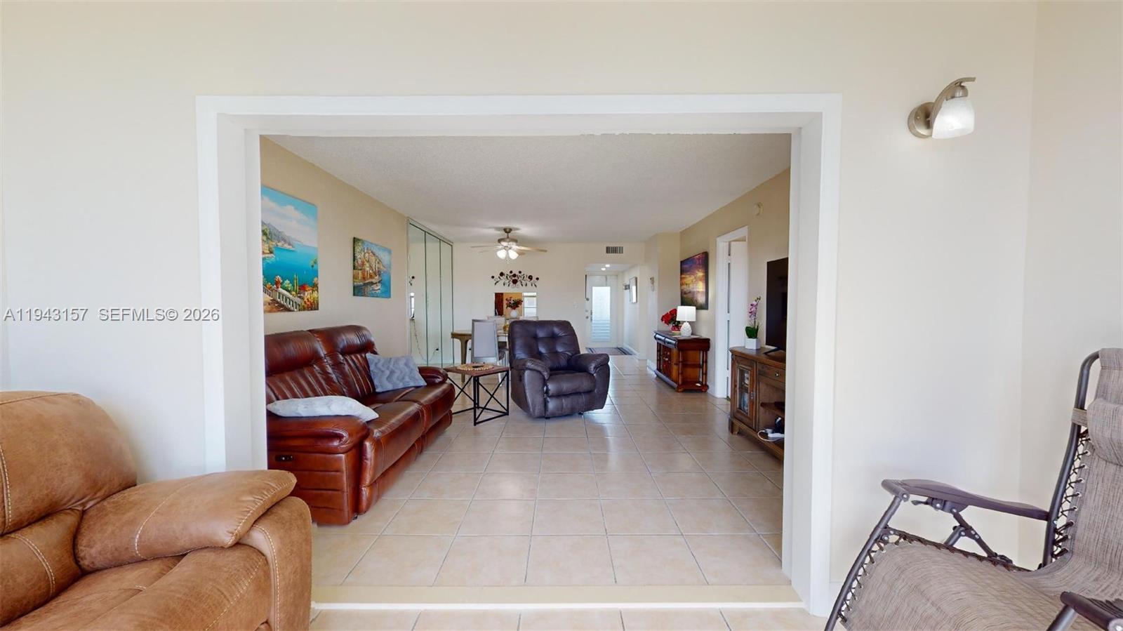 ORIOLE GOLF & TENNIS CLUB - Residential
