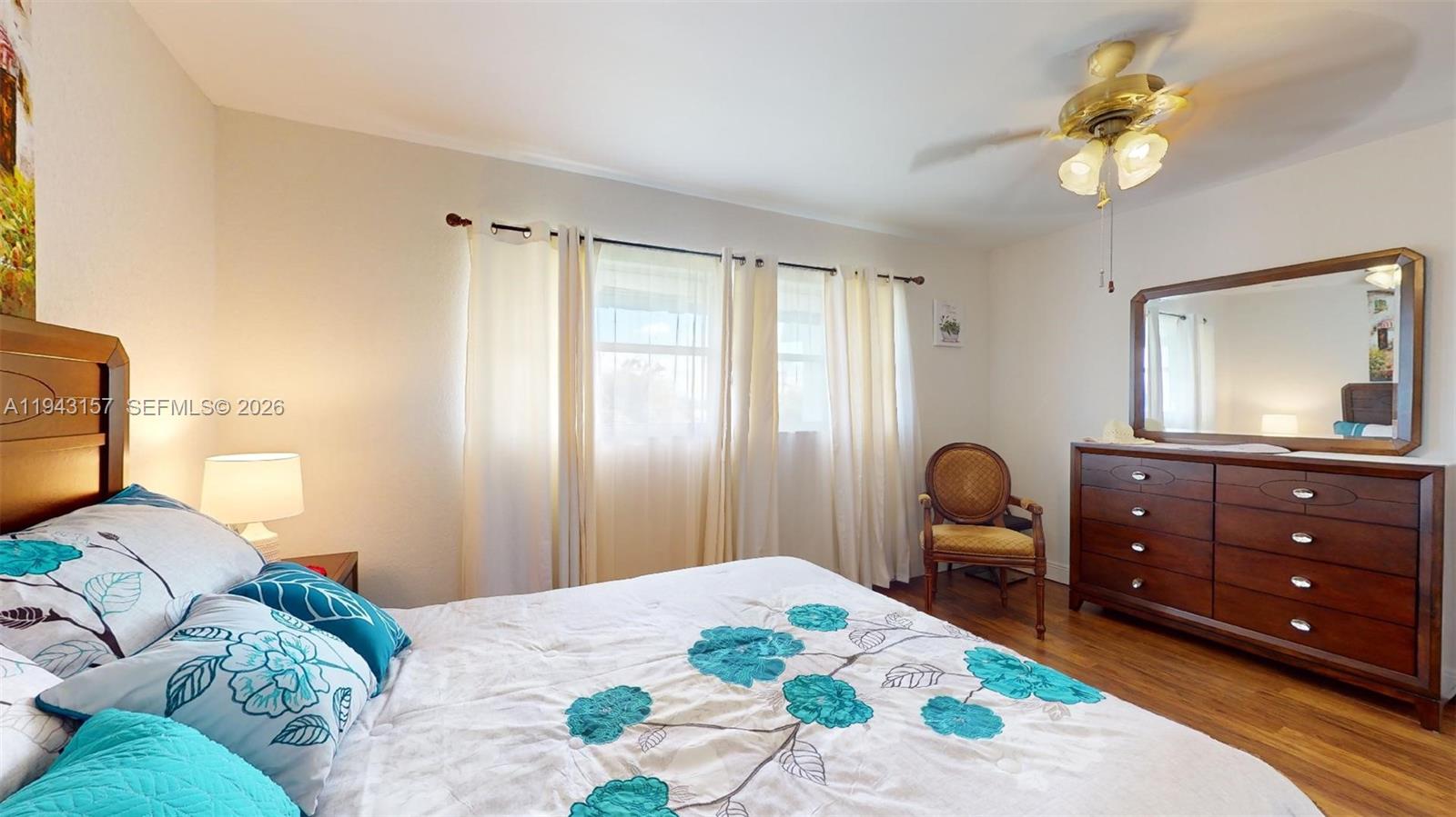 ORIOLE GOLF & TENNIS CLUB - Residential