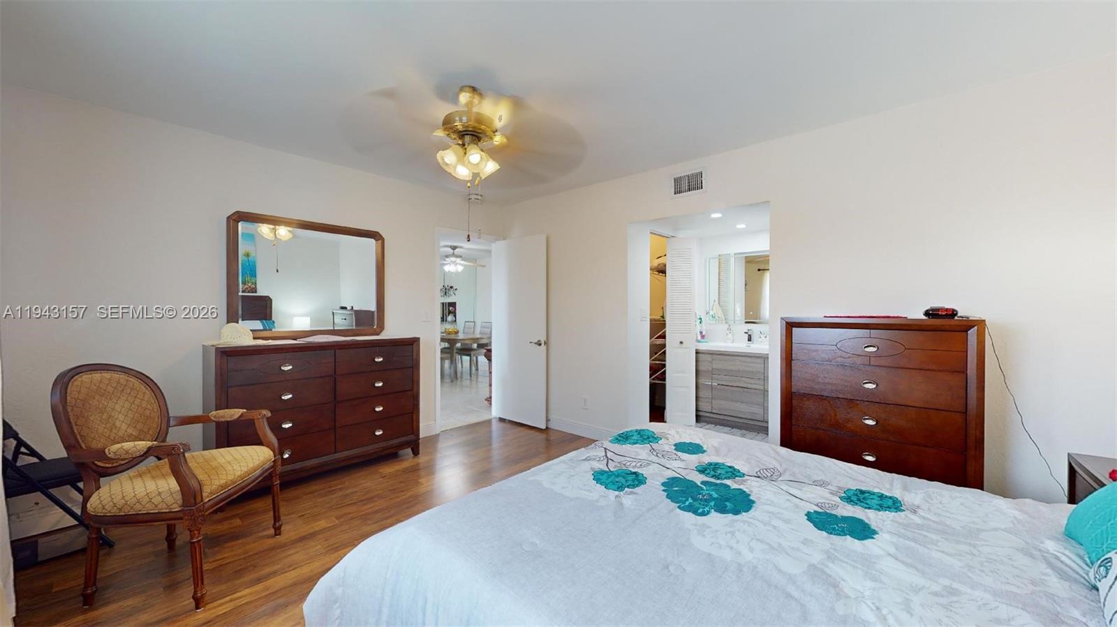ORIOLE GOLF & TENNIS CLUB - Residential
