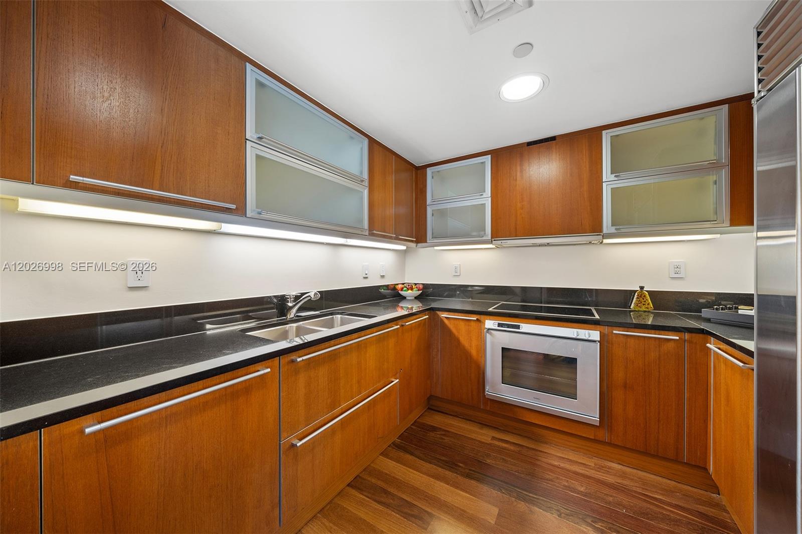 SETAI RESORT & RESIDENCES - Residential Lease