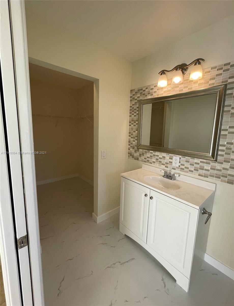 SECTOR 2-PARCELS 21A 25 2 - Residential Lease