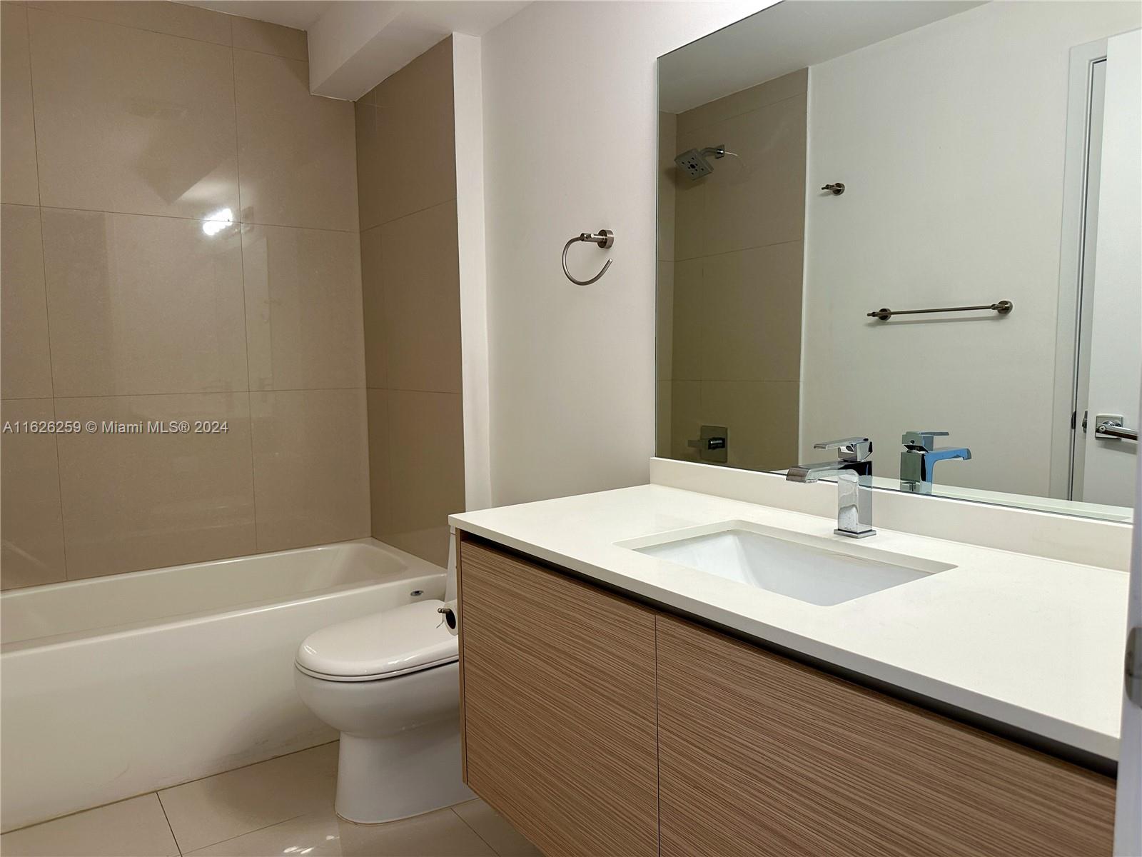 BAY HOUSE MIAMI CONDO - Residential