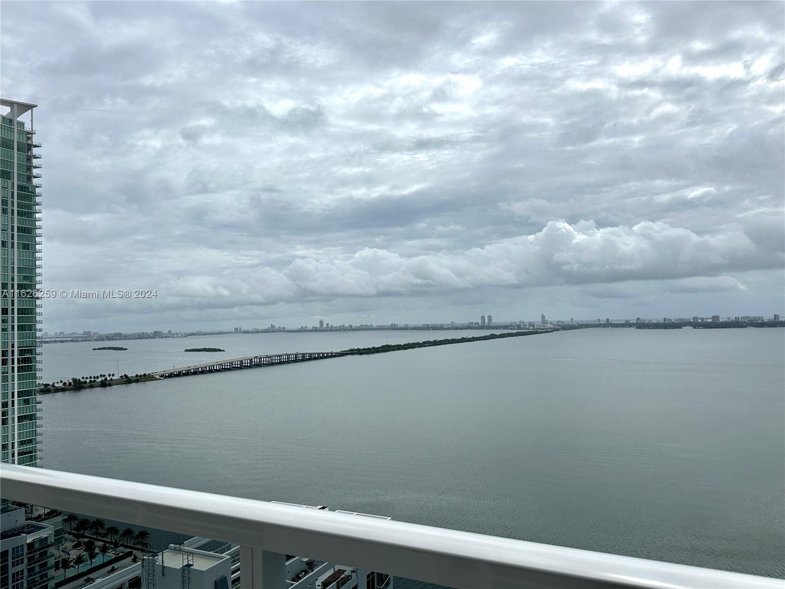 BAY HOUSE MIAMI CONDO - Residential