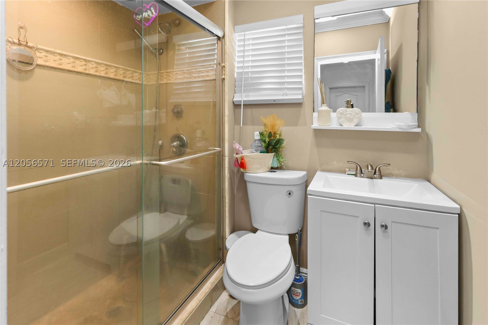 CORAL NOOK - Residential