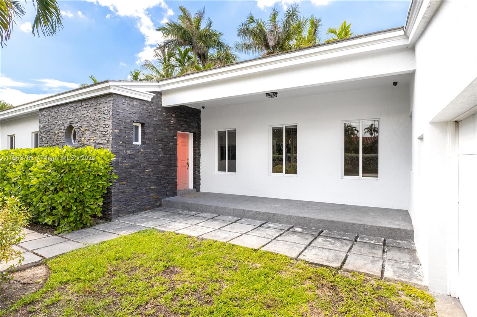 LA GORCE GOLF SUB - Residential