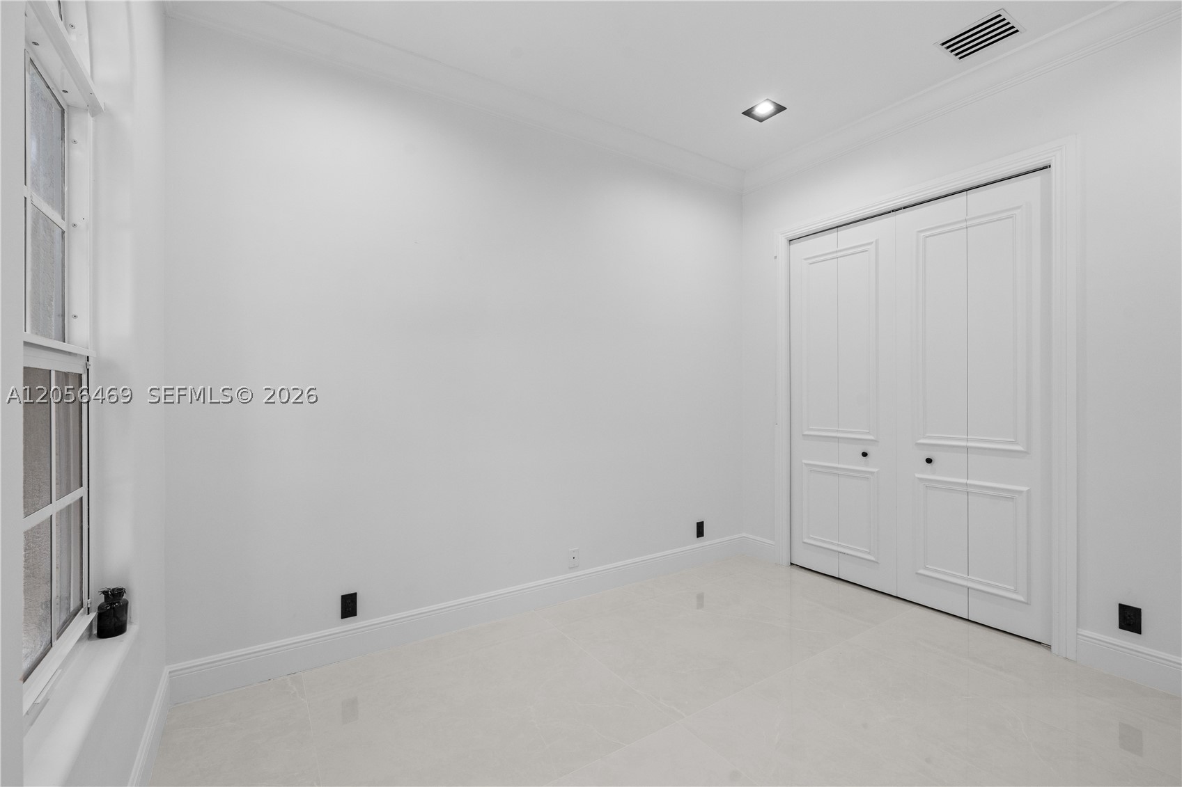 OCEAN GRANDE PLACE - Residential