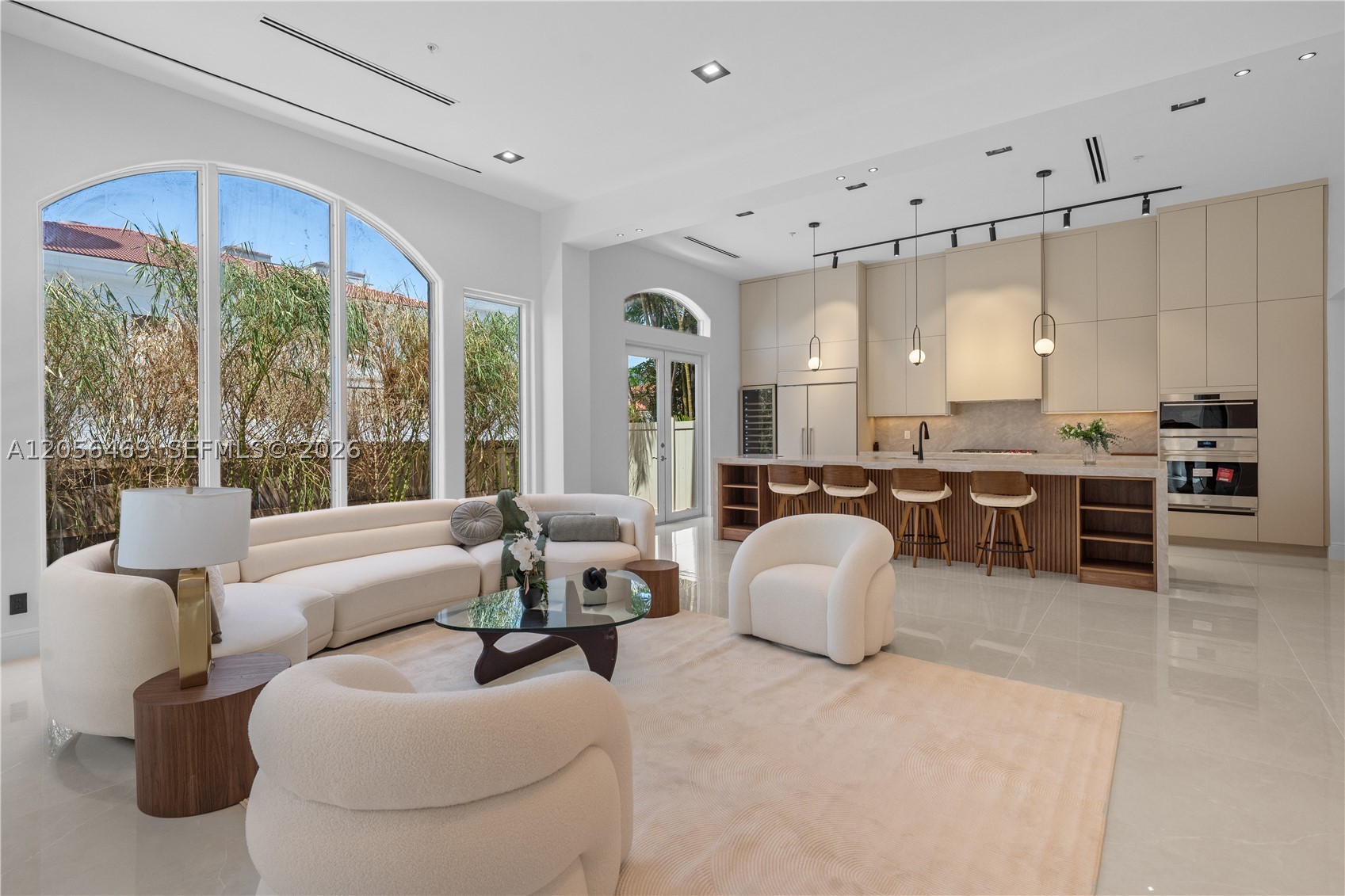 OCEAN GRANDE PLACE - Residential