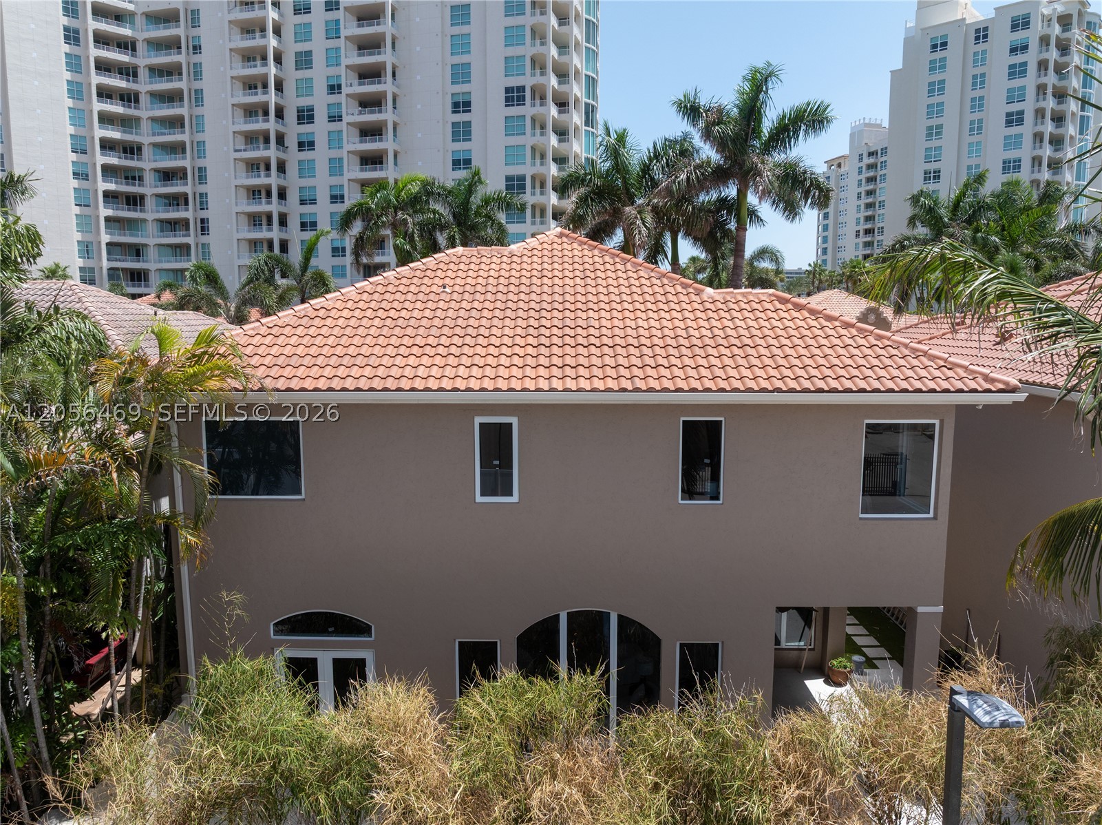 OCEAN GRANDE PLACE - Residential