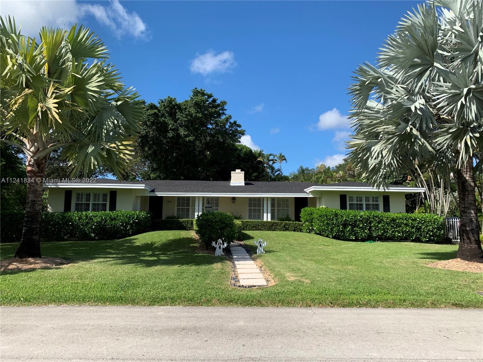 SUNSET CIRCLE - Residential Lease
