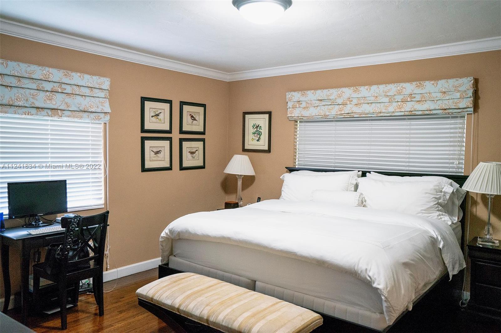 SUNSET CIRCLE - Residential Lease