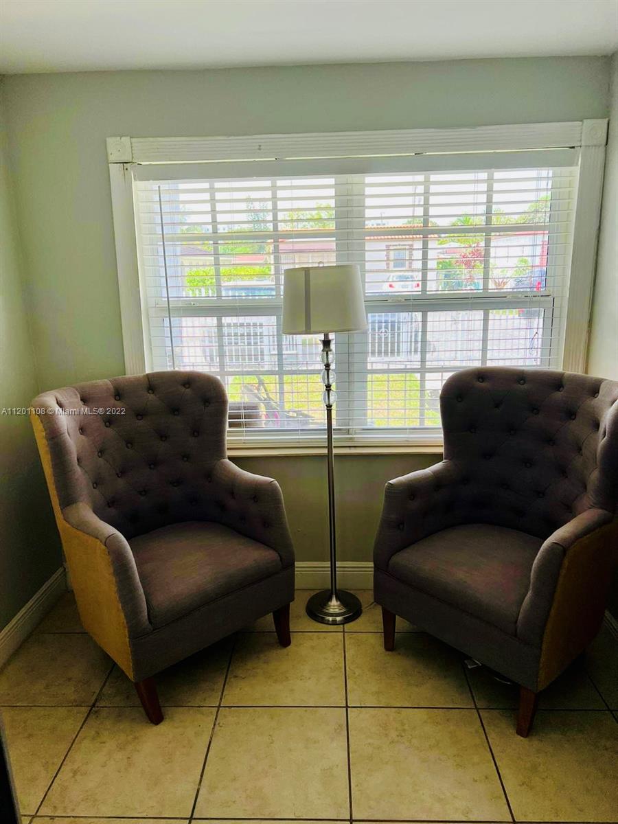 EAST HIALEAH - Residential