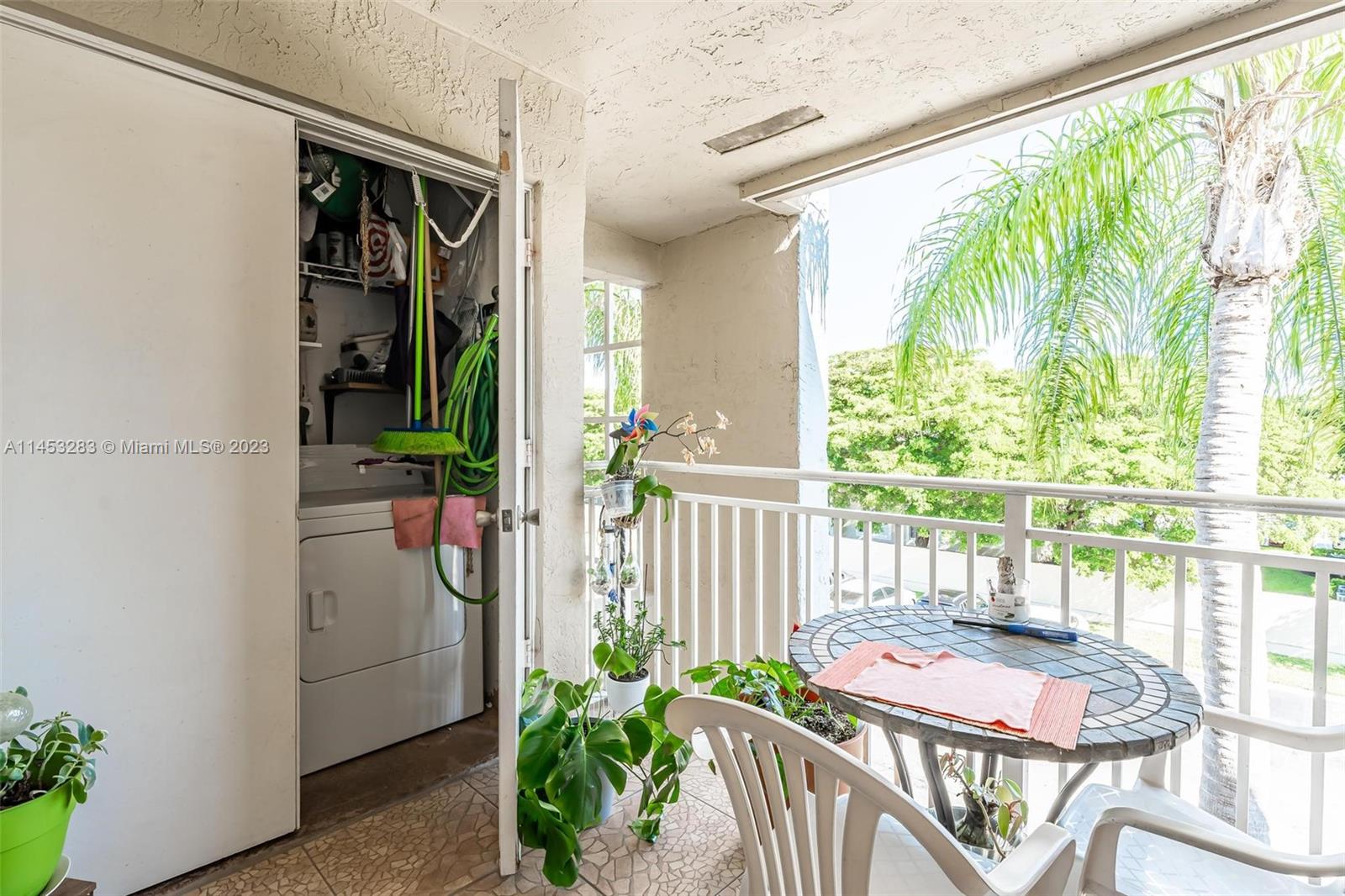 VILLA RUSTICA I CONDO - Residential