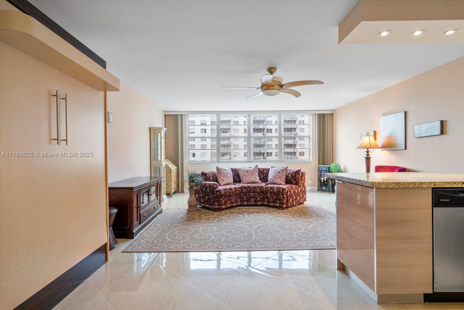 WINSTON TOWERS 200 - Residential