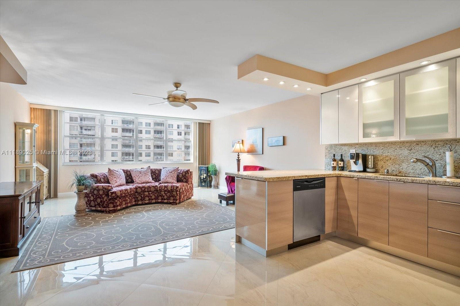 WINSTON TOWERS 200 - Residential