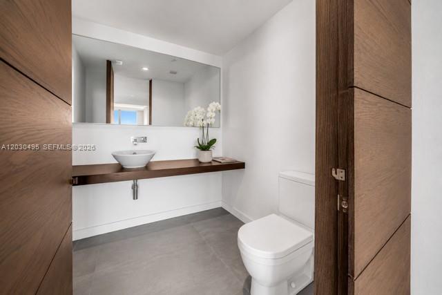 900 BISCAYNE BAY CONDO - Residential