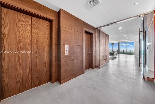 900 BISCAYNE BAY CONDO - Residential