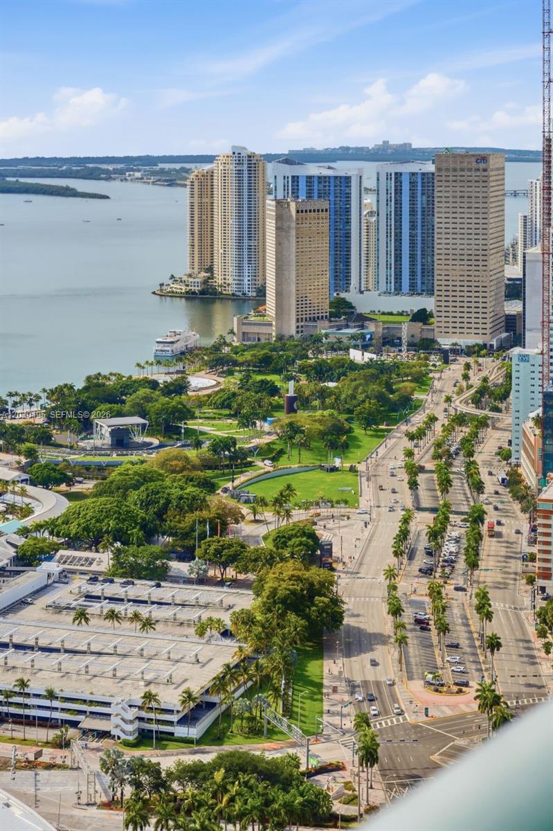 900 BISCAYNE BAY CONDO - Residential
