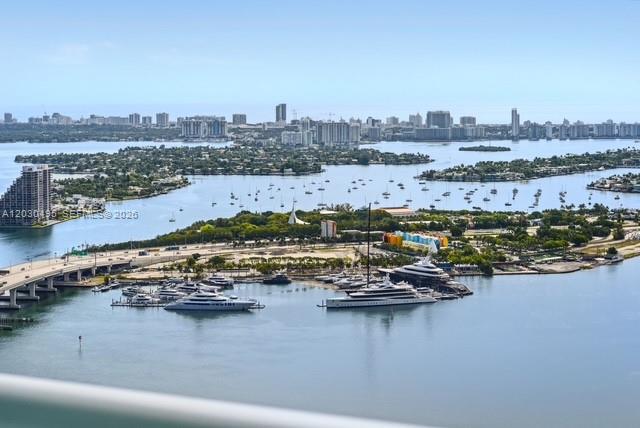 900 BISCAYNE BAY CONDO - Residential