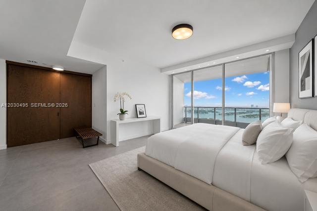 900 BISCAYNE BAY CONDO - Residential