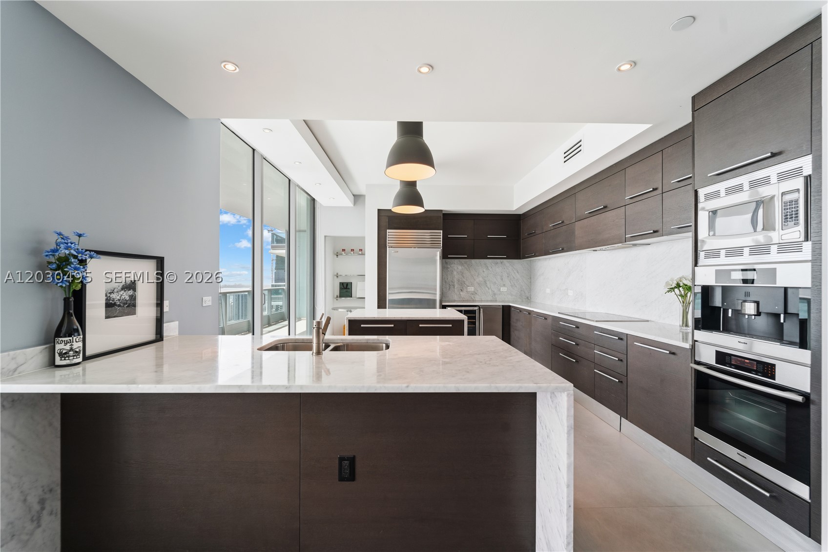 900 BISCAYNE BAY CONDO - Residential