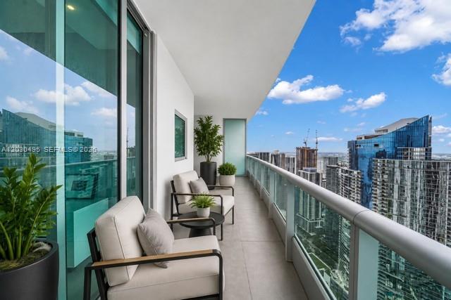 900 BISCAYNE BAY CONDO - Residential