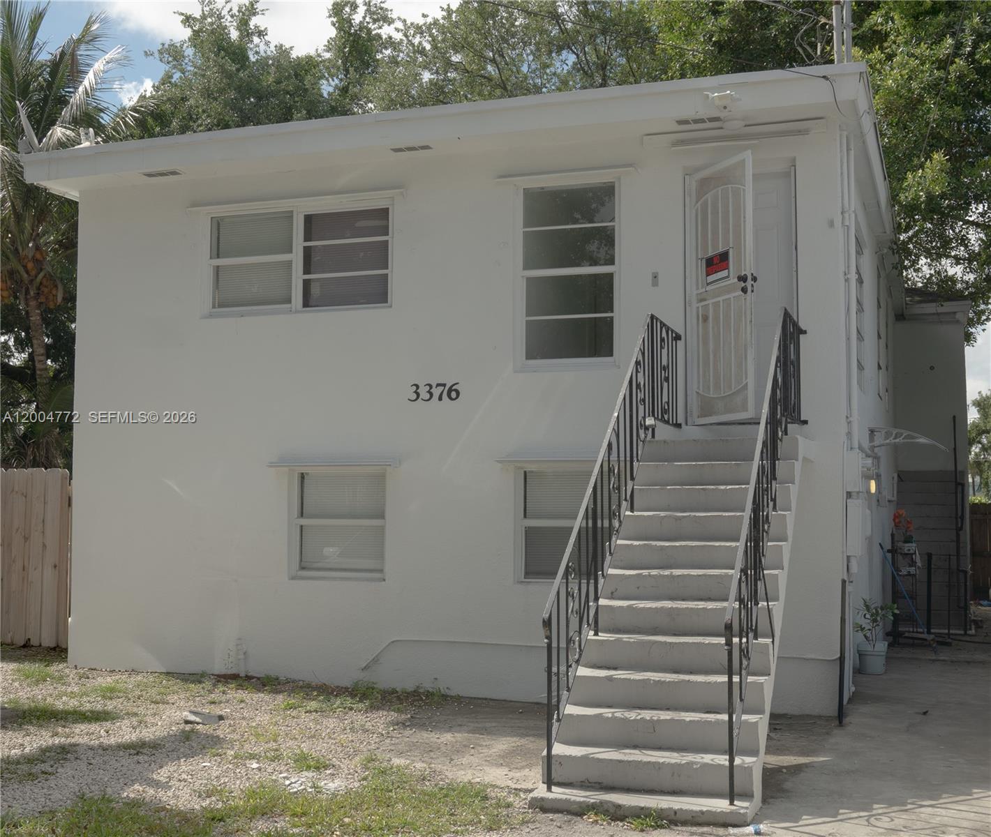 Investor’s Dream or Perfect House Hack Opportunity! Discover incredible potential with this well-located duplex in Miami-Dade County, ideally positioned just minutes from Hialeah and Coral Gables, two of Miami’s most in-demand areas for employment, dining, and culture.
Situated on a large lot, this property offers room to expand, redevelop, or enjoy as-is with stable income already in place. One unit is currently rented, providing immediate cash flow, while the other offers the opportunity for higher rents or the perfect setup for an owner-occupant to offset their mortgage.
The oversized yard opens the door for future growth, add another unit, create outdoor living spaces, or redevelop for maximum return. Its central location also provides easy access to major highways, Miami International Airport, and Downtown Miami, making commuting a breeze.
This property presents an excellent opportunity for both investors and end-users.
Whether you're looking to generate income, expand your portfolio, or live in one unit while renting the other, this property offers flexibility and upside in a prime Miami-Dade location.