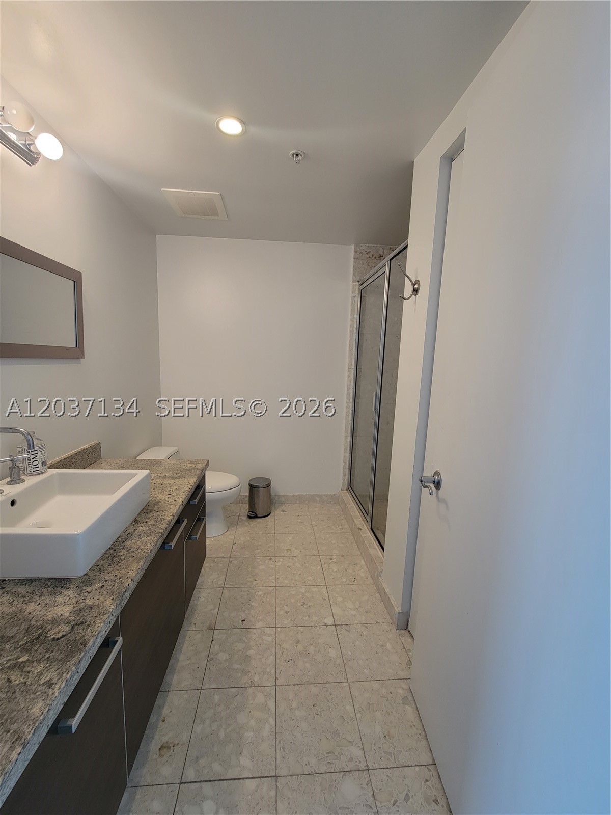 LATITUDE ON THE RIVER CON - Residential Lease