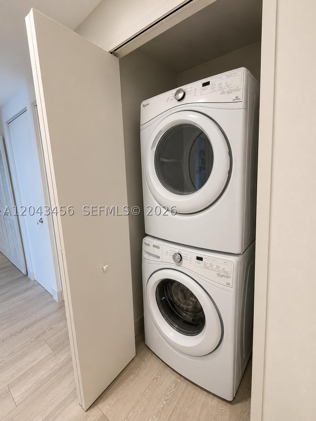 AVENTURA PARKSQUARE RESID - Residential Lease