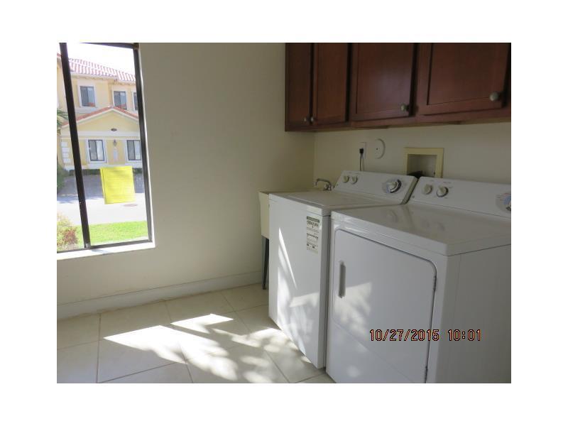 CUTLER CAY - Residential