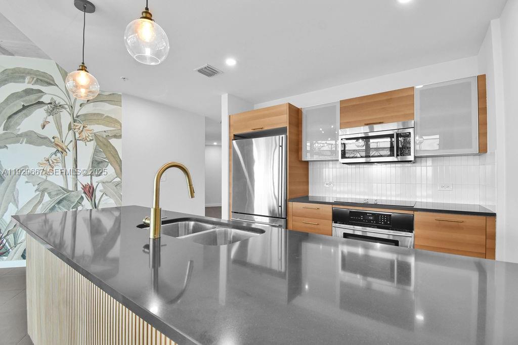 FOUR MIDTOWN MIAMI CONDO - Residential