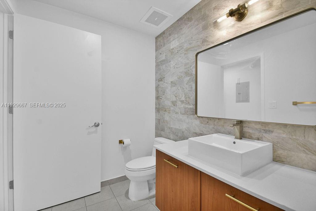 FOUR MIDTOWN MIAMI CONDO - Residential