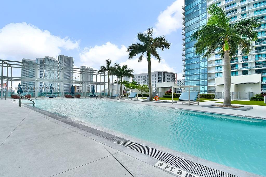 FOUR MIDTOWN MIAMI CONDO - Residential