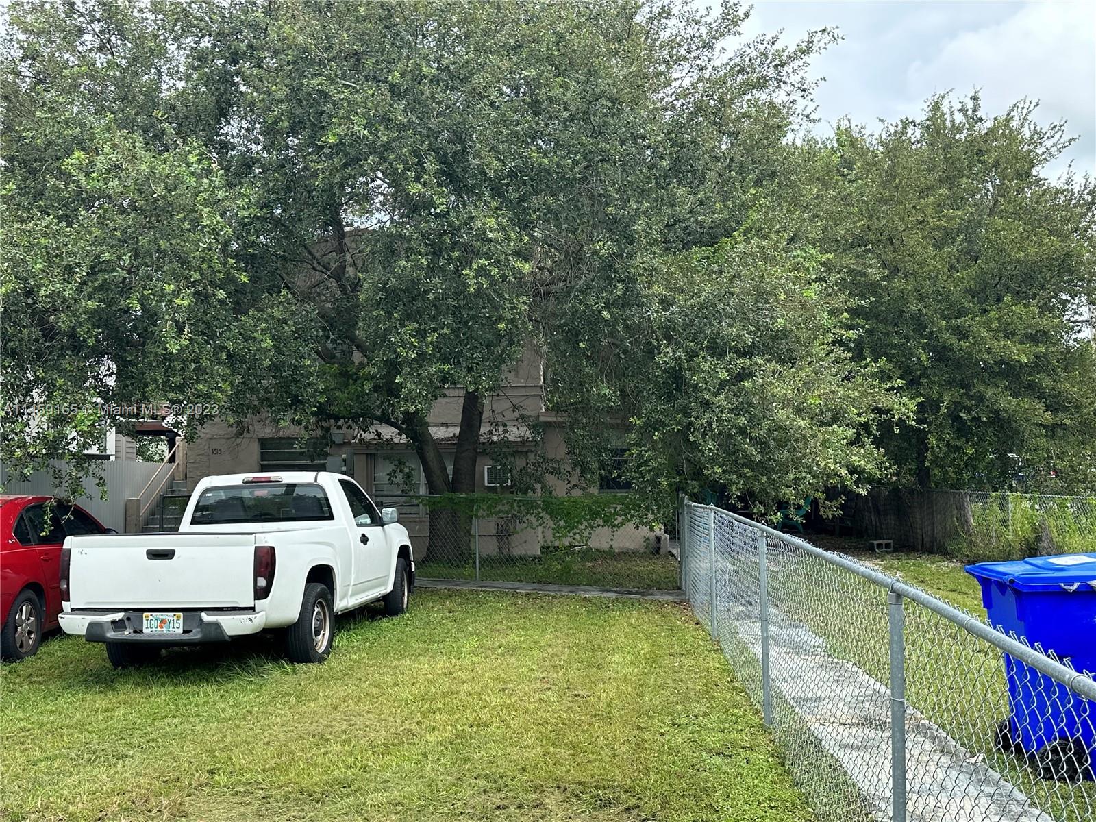 N MIAMI ESTATES - Residential Income