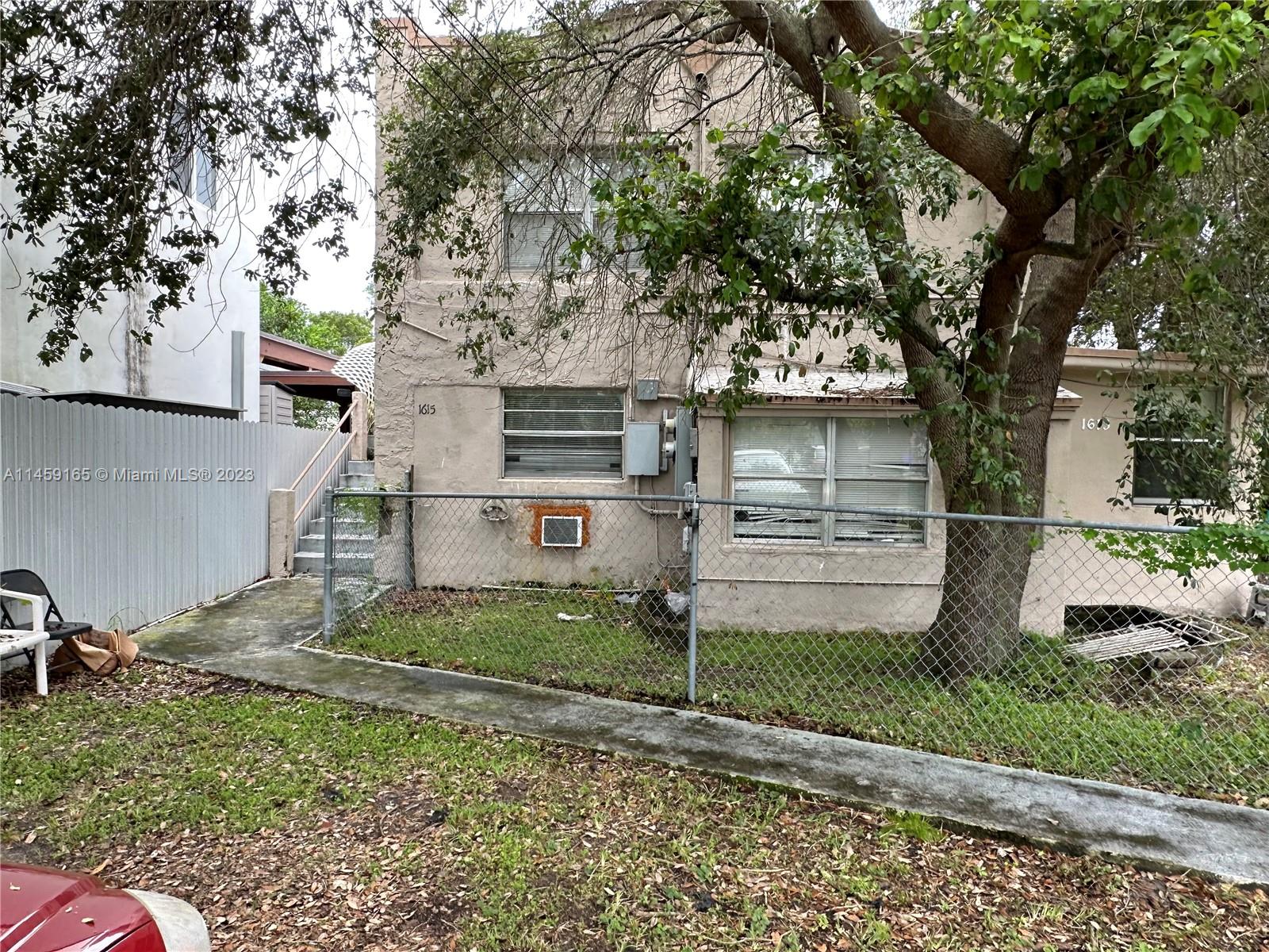 N MIAMI ESTATES - Residential Income