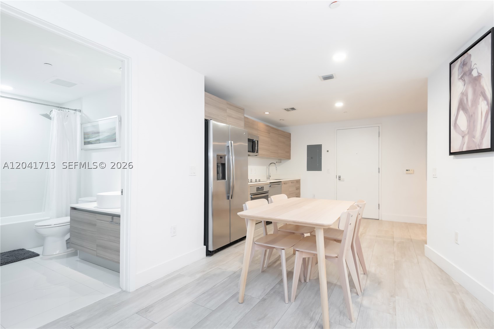 3401 MIDTOWN CONDO - Residential