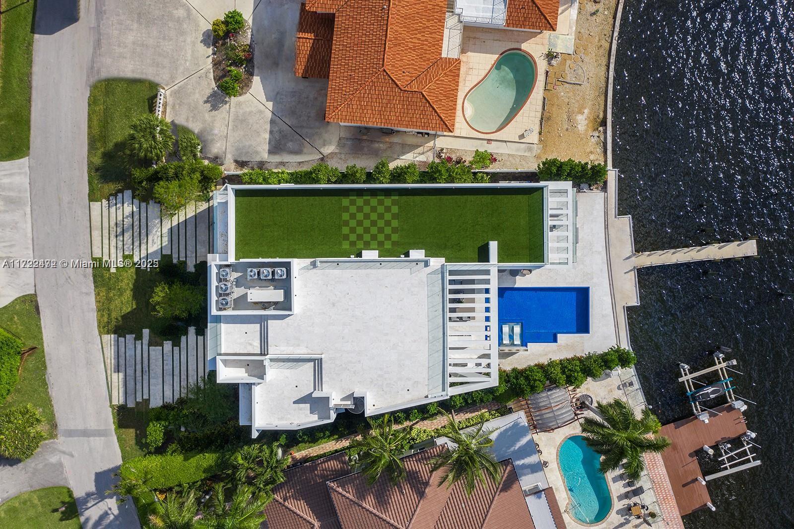 GOLDEN SHORES OCEAN BLVD - Residential