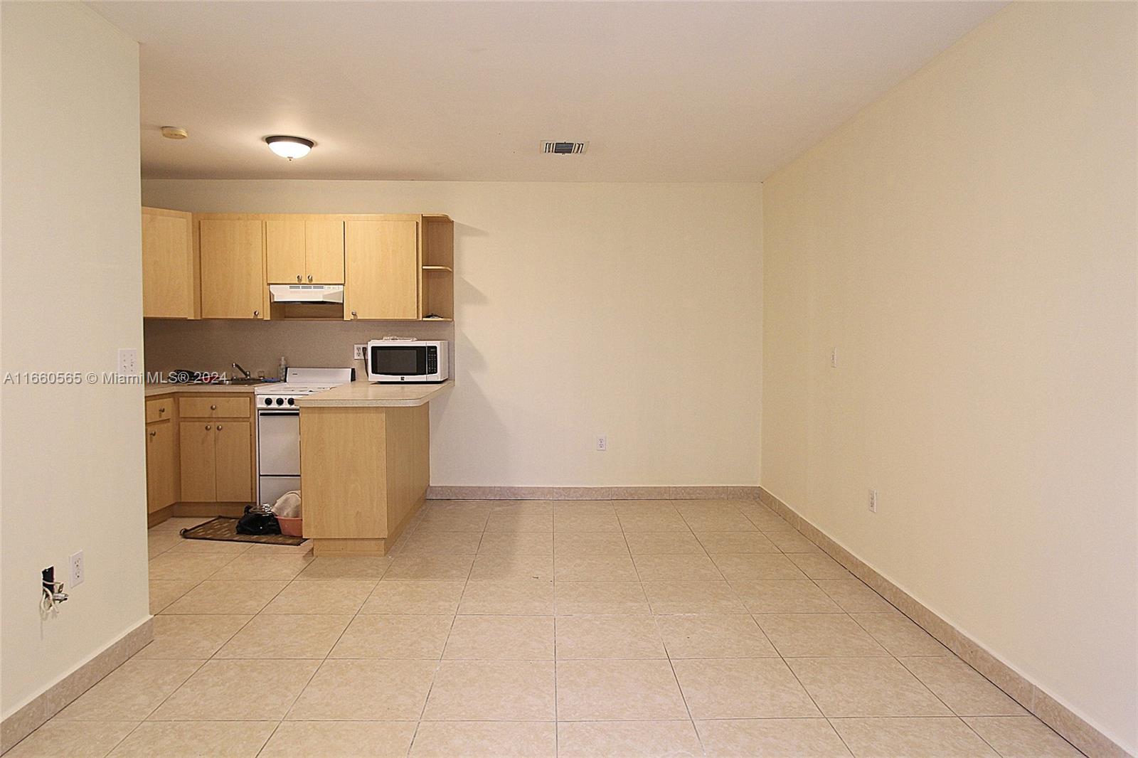 WINDSOR TERRACE - Residential Lease