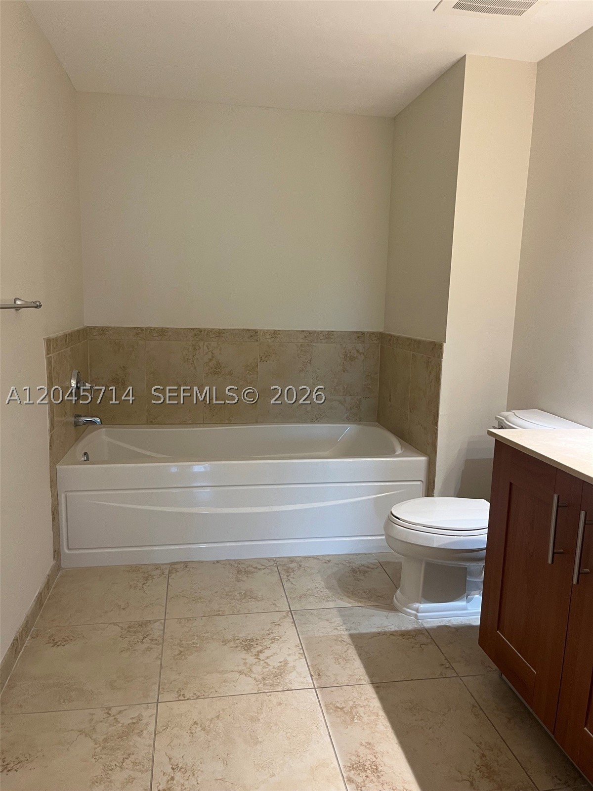 1300 PONCE CONDO - Residential Lease
