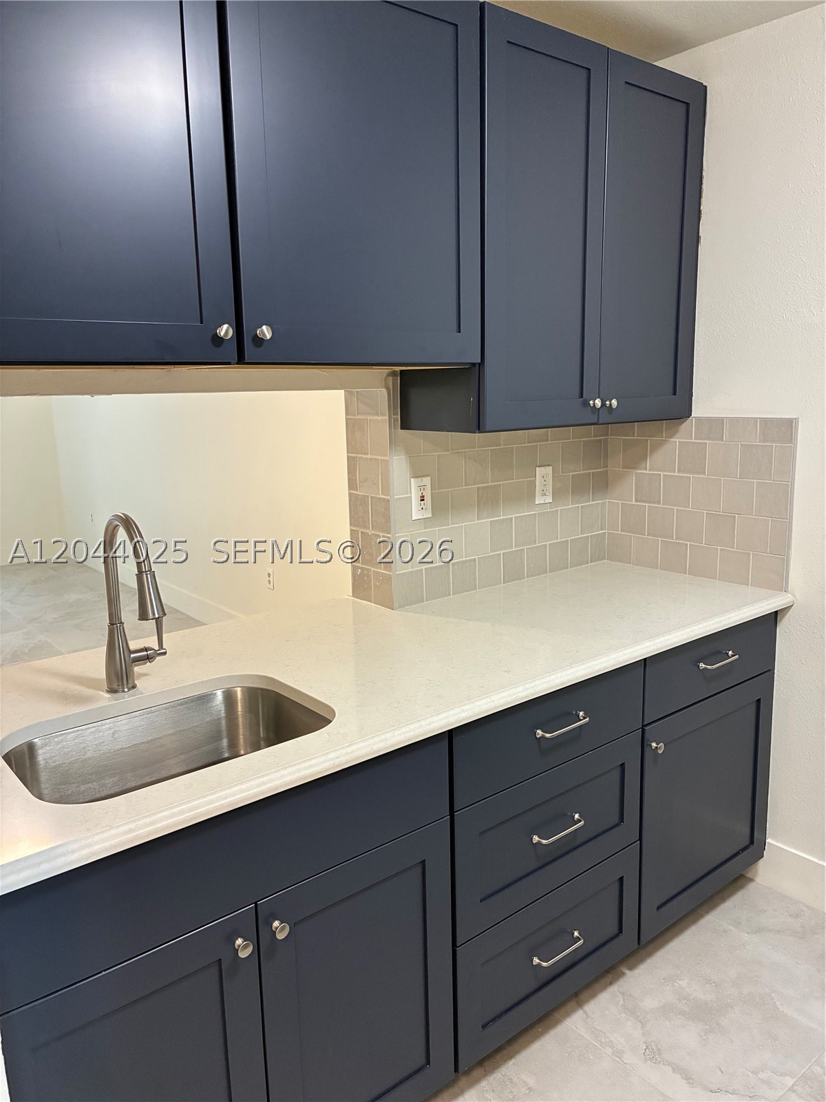 LEE LAYNE VILLAS - Residential Lease