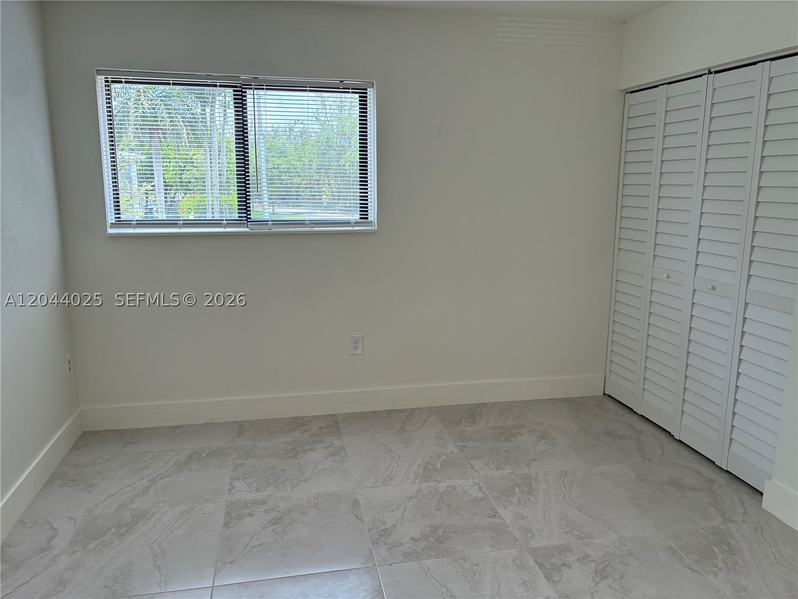 LEE LAYNE VILLAS - Residential Lease