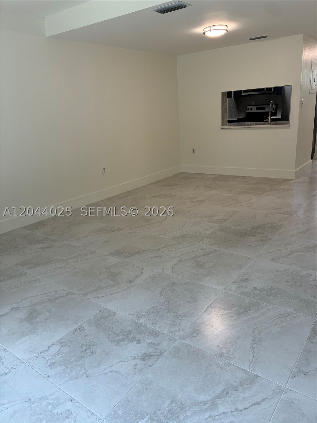 LEE LAYNE VILLAS - Residential Lease