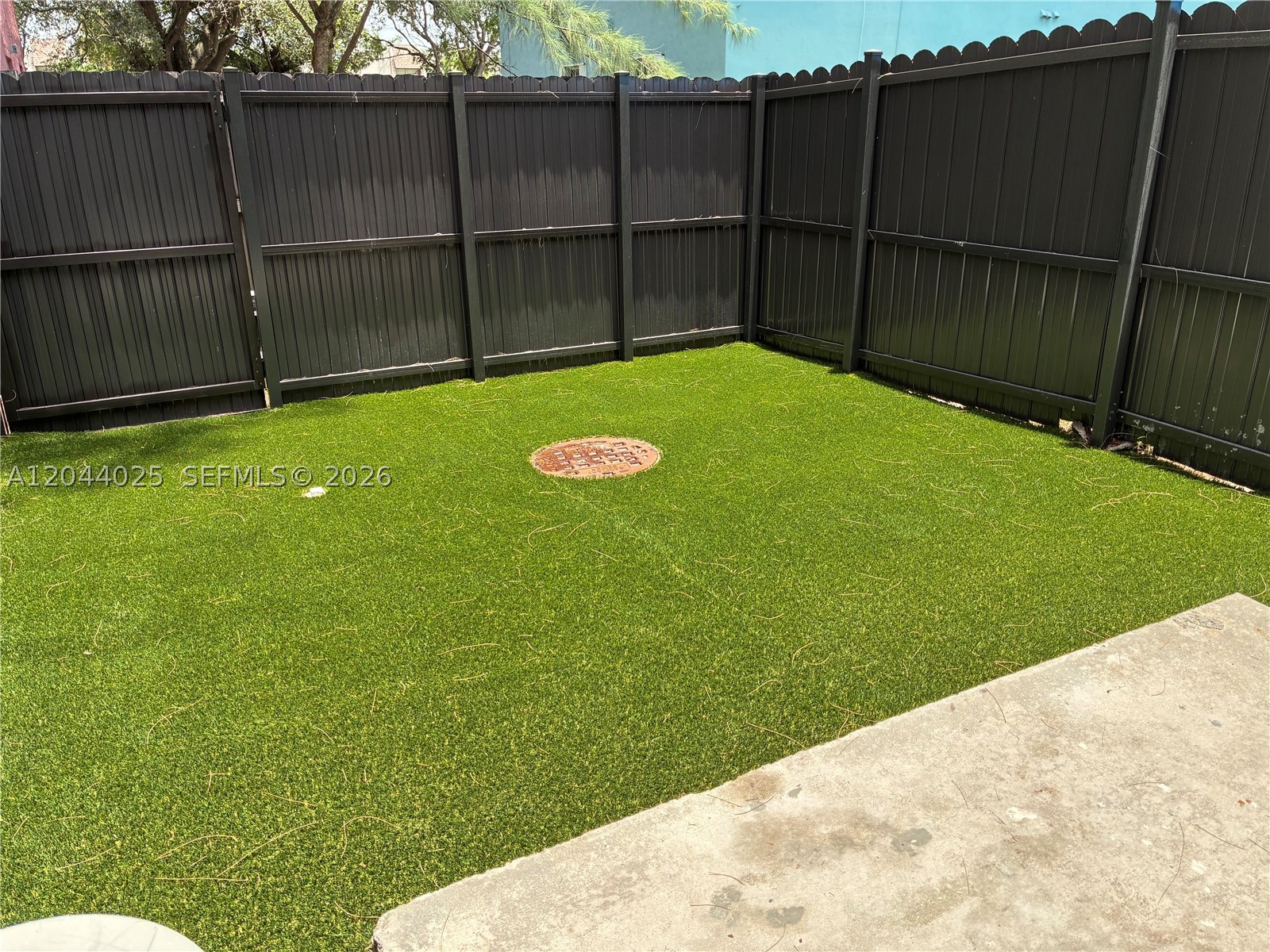 LEE LAYNE VILLAS - Residential Lease