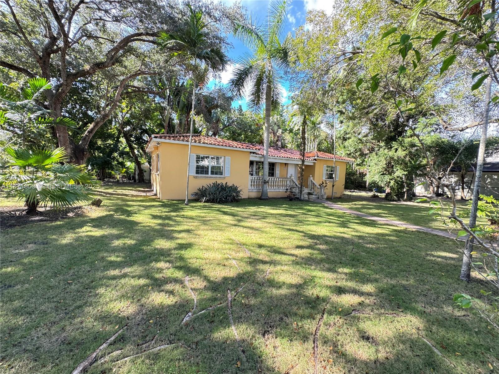 COCONUT GROVE MANOR - Residential Lease