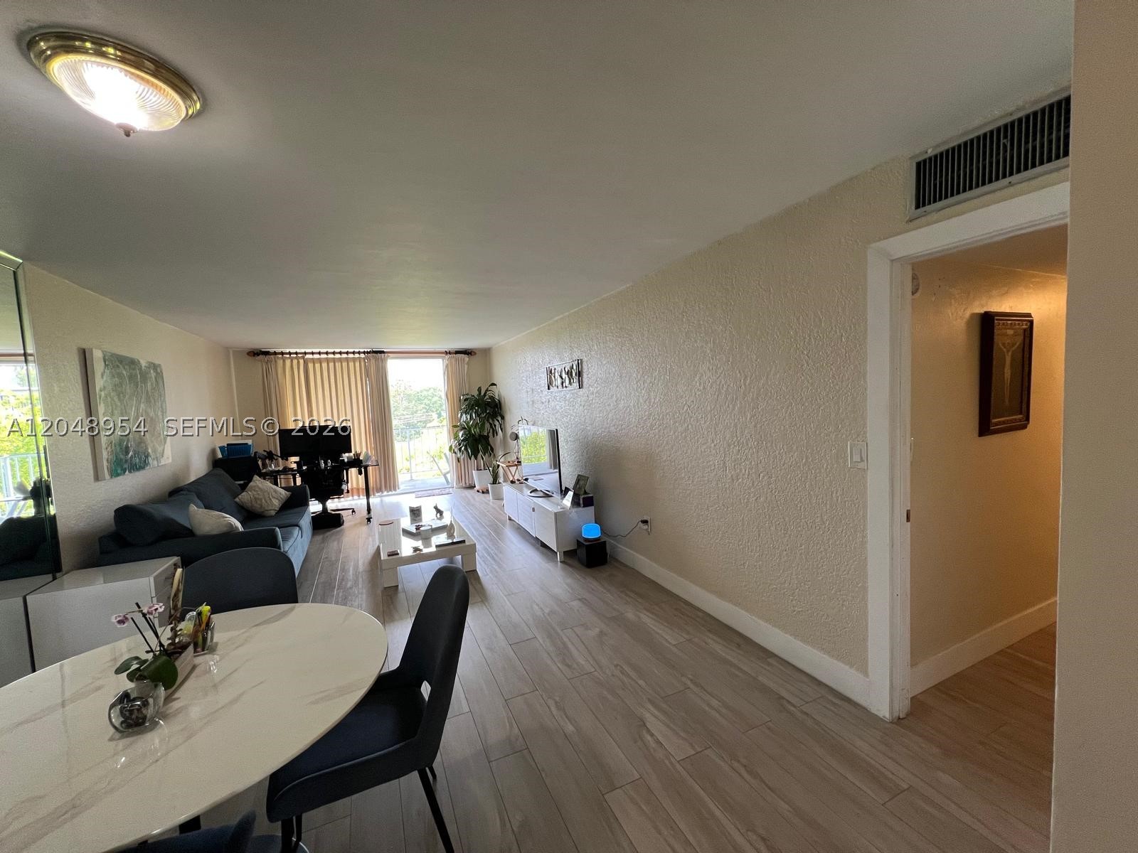 THREE HORIZONS NORTH COND - Residential Lease