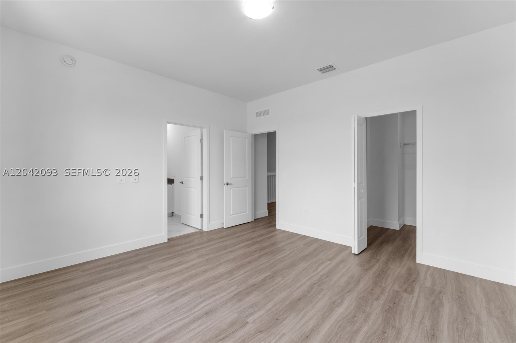CENTURY PARK SQUARE - Residential