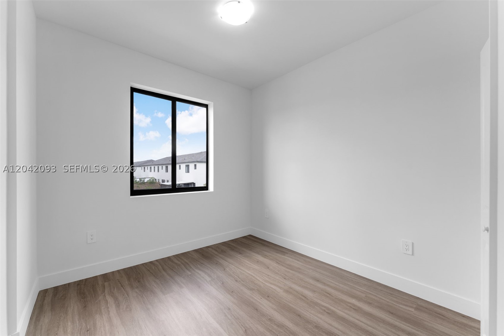 CENTURY PARK SQUARE - Residential