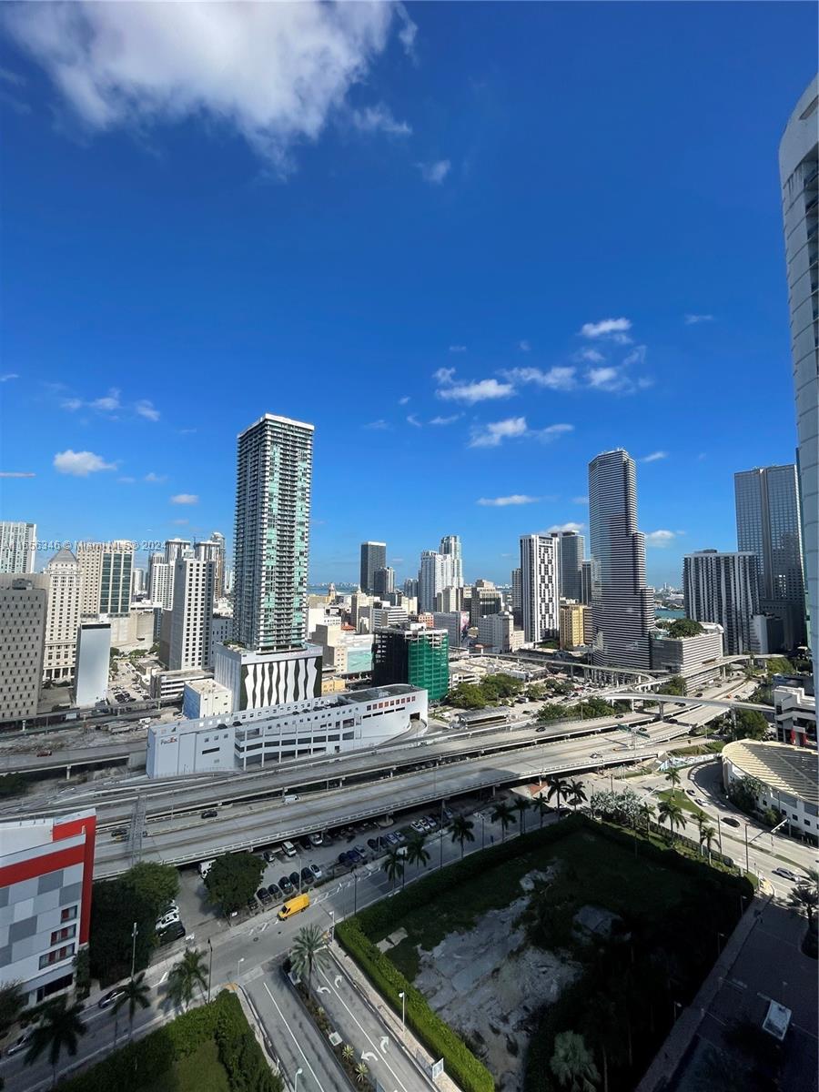 IVY CONDO - Residential Lease