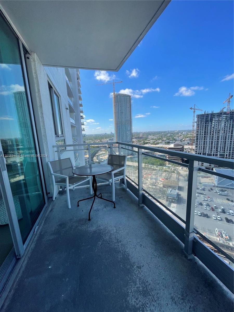 IVY CONDO - Residential Lease